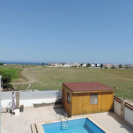 In Cyprus Larnaca Vilă *
